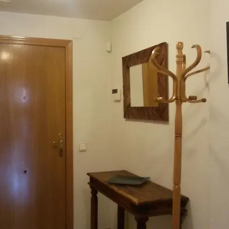 Apartamento Atenea Apartment *